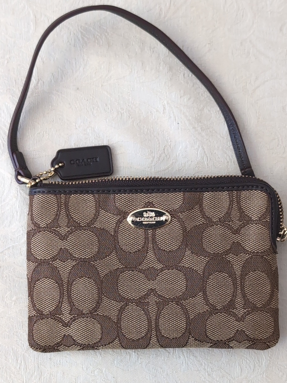 Coach Signature Brown Beige Wristlet Zip Closure G1532 F53536